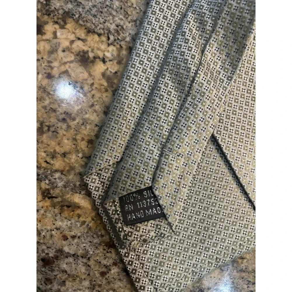 Pronto Uomo Men's 100% Silk Tie Lot of‎ 3 Multiple Patterns Gray Black Paisley